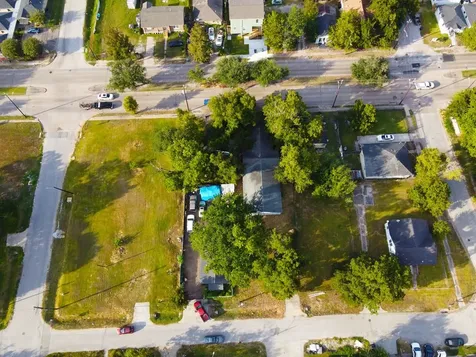 3216 Collingsworth Street Houston TX 77026