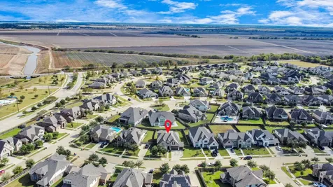 1911 Sapphire Pines Lane Richmond TX 77469