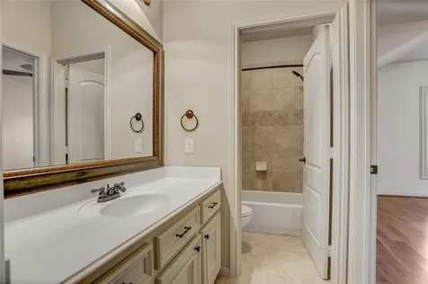 16203 Villa Fontana Way Houston TX 77068