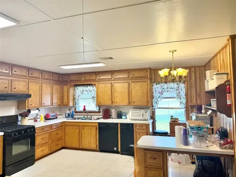 210 Magnolia Cove Onalaska TX 77360