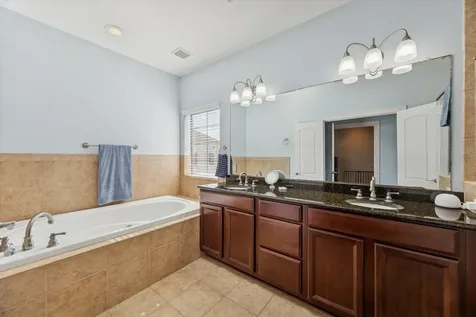 3203 Garden Oaks View Houston TX 77018