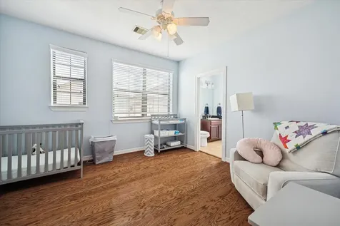 3203 Garden Oaks View Houston TX 77018