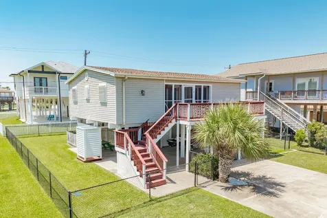 4134 Fort Bend Drive Galveston TX 77554