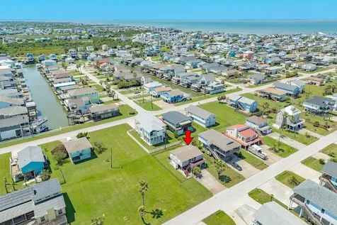 4134 Fort Bend Drive Galveston TX 77554