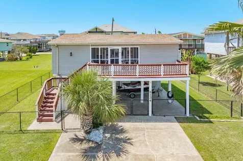 4134 Fort Bend Drive Galveston TX 77554
