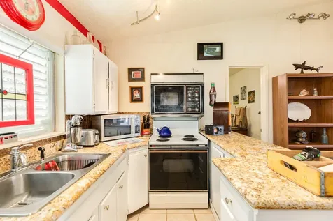 4134 Fort Bend Drive Galveston TX 77554