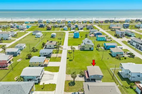 4134 Fort Bend Drive Galveston TX 77554