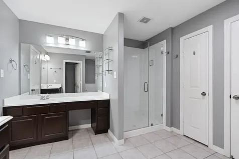 7526 N Linpar Court Houston TX 77040
