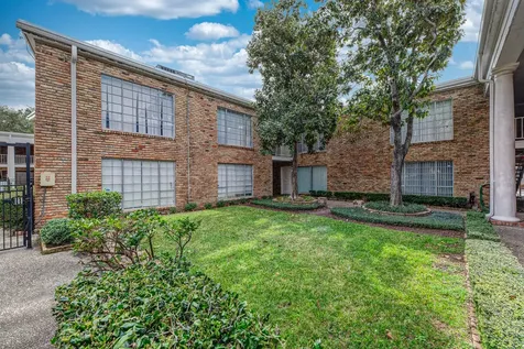 2101 Fountain View Drive 46c Houston TX 77057