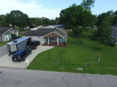 103 W Barrow Street Dayton TX 77535