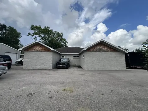 103 W Barrow Street Dayton TX 77535