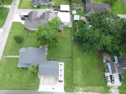 103 W Barrow Street Dayton TX 77535