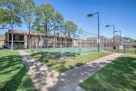 3300 Pebblebrook Drive 36 Seabrook TX 77586