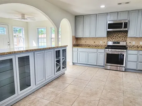 519 N Shady Lane La Porte TX 77571