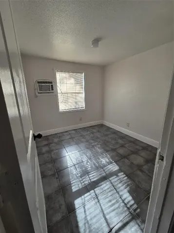302 71 Street 3 Houston TX 77011
