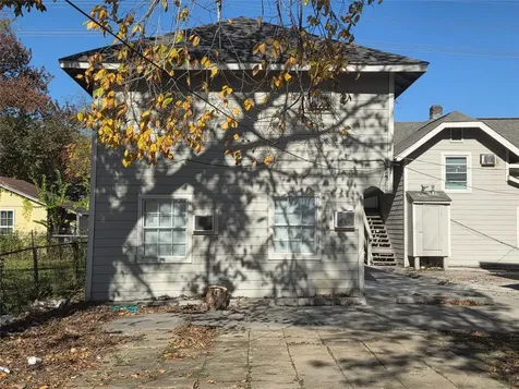 302 71 Street 3 Houston TX 77011