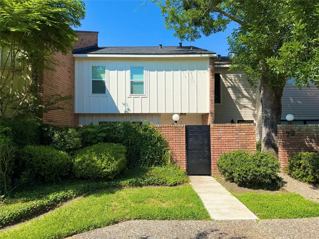 71 Cayenne Common Lake Jackson TX 77566