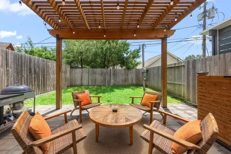 1024 Dorothy Street Houston TX 77008