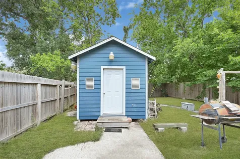 3607 De Leon Street Houston TX 77087