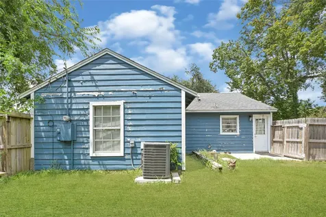 3607 De Leon Street Houston TX 77087