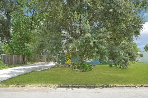 3607 De Leon Street Houston TX 77087