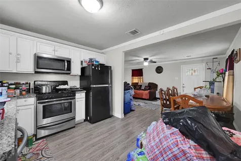 3607 De Leon Street Houston TX 77087