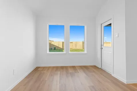 9011 Serene Haven Iowa Colony TX 77583
