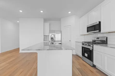 9011 Serene Haven Iowa Colony TX 77583