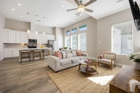 4450 W Tidwell Road I Houston TX 77091
