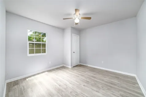 1309 Jefferson Street C Baytown TX 77520