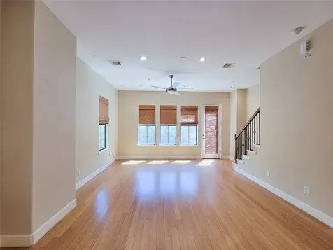 2904 Chenevert Street F Houston TX 77004