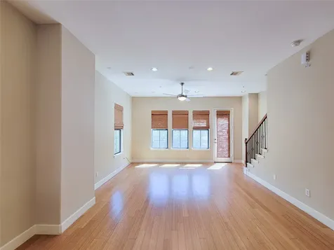 2904 Chenevert Street F Houston TX 77004