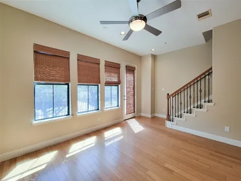 2904 Chenevert Street F Houston TX 77004
