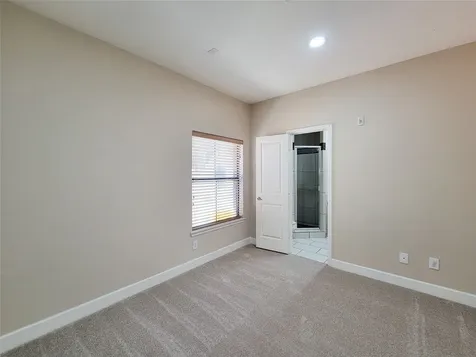 2904 Chenevert Street F Houston TX 77004