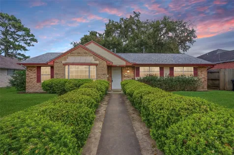 8307 Coastway Lane Houston TX 77075