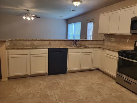 7223 Yardley Drive Katy TX 77494