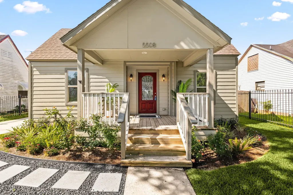 5508 Truett Street Houston TX 77023