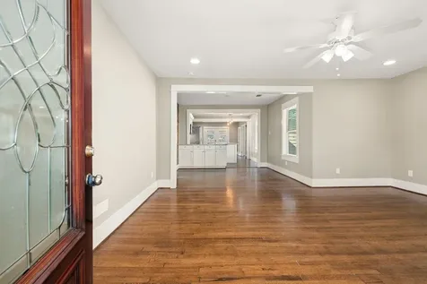 5508 Truett Street Houston TX 77023