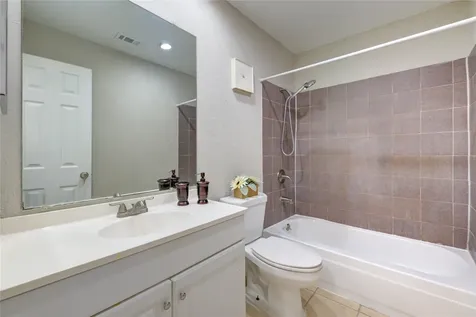 16800 Sugar Pine Drive G59 Houston TX 77090