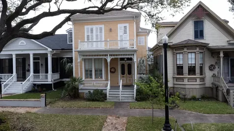 1209 Sealy Street Galveston TX 77550