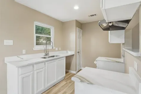 10943 Spanish Grant Drive Sugar Land TX 77498