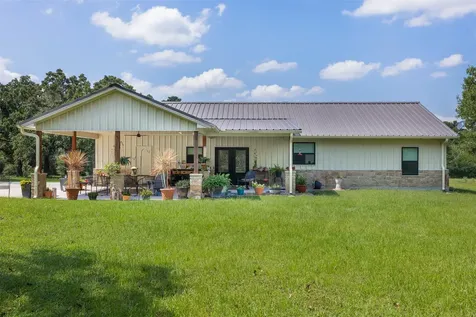 14706 Highway 90 N Bedias TX 77831