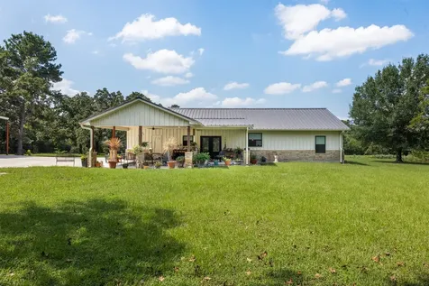 14706 Highway 90 N Bedias TX 77831