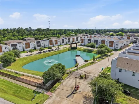 2216 Cortijo Place Houston TX 77091