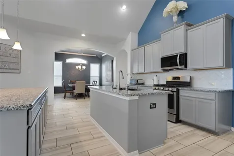 2006 Post Oak Court Pearland TX 77581