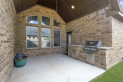 2006 Post Oak Court Pearland TX 77581
