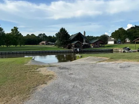 24 Silver Lakes Drive Huntsville TX 77340