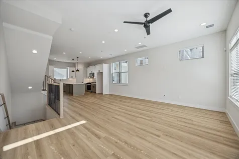 3710 Creekmont Gardens Lane Houston TX 77091