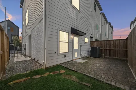3710 Creekmont Gardens Lane Houston TX 77091