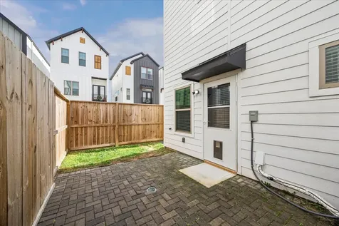 3710 Creekmont Gardens Lane Houston TX 77091